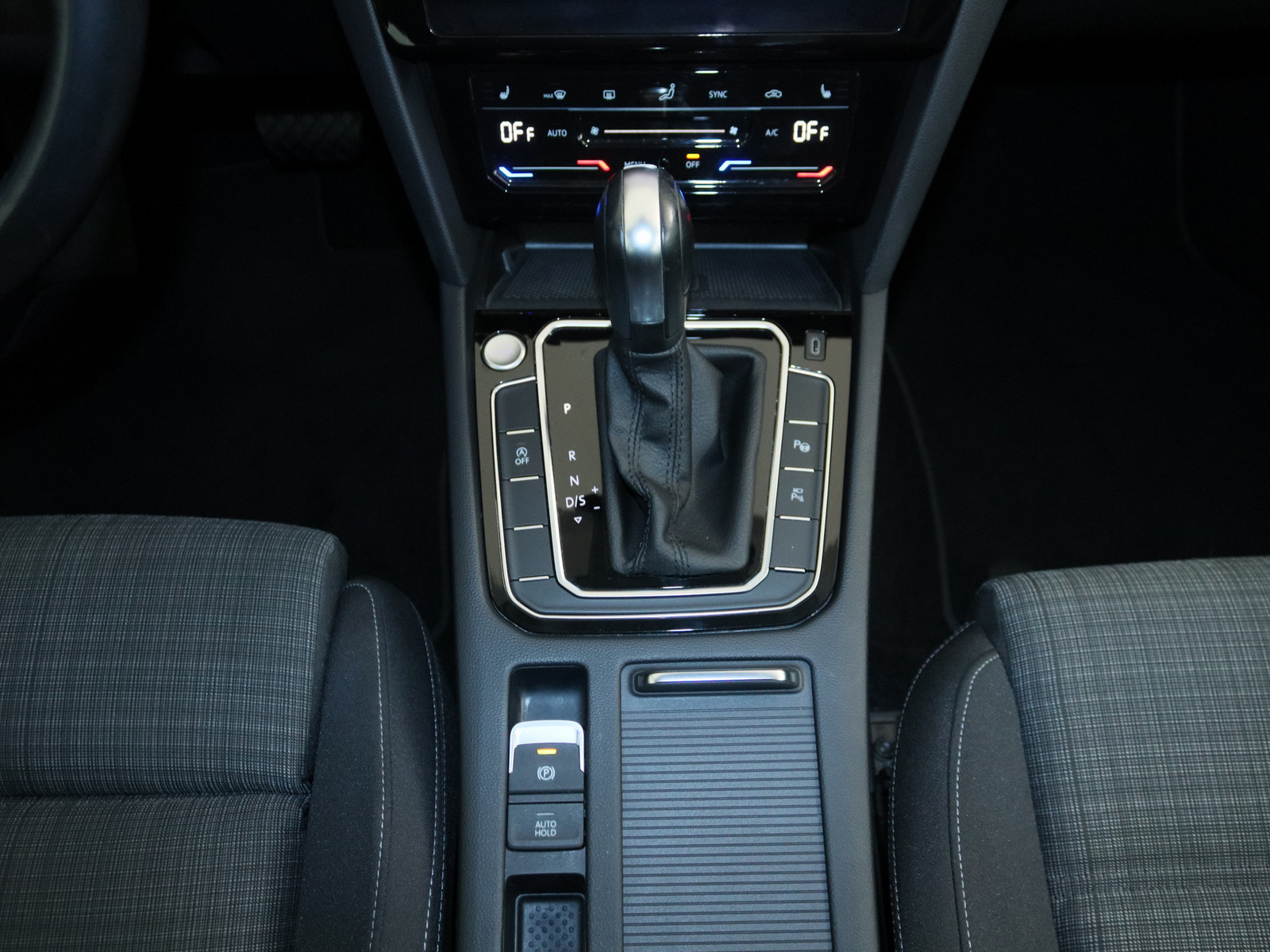 VW Passat Variant 2.0 TDI Business VW Passat Variant 2.0 TDI Business