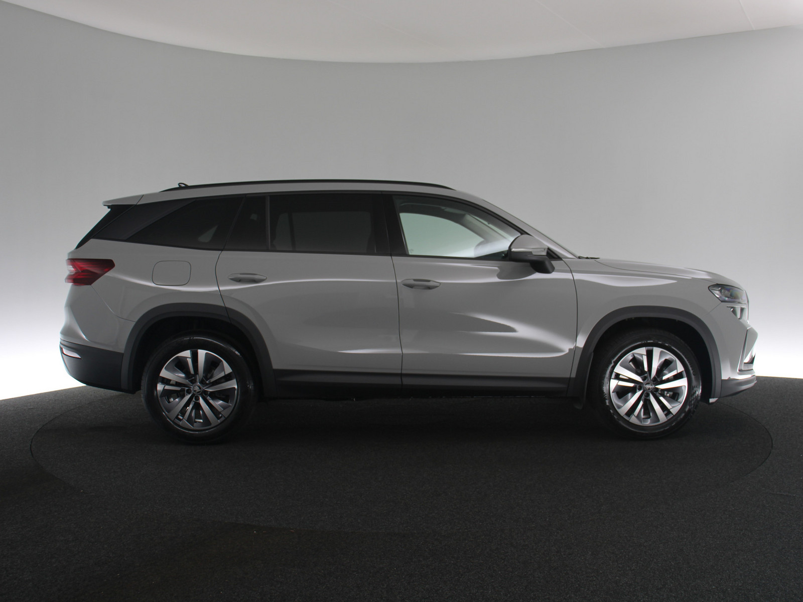 SKODA Kodiaq 1.5 TSI mHEV Selection SKODA Kodiaq 1.5 TSI mHEV Selection