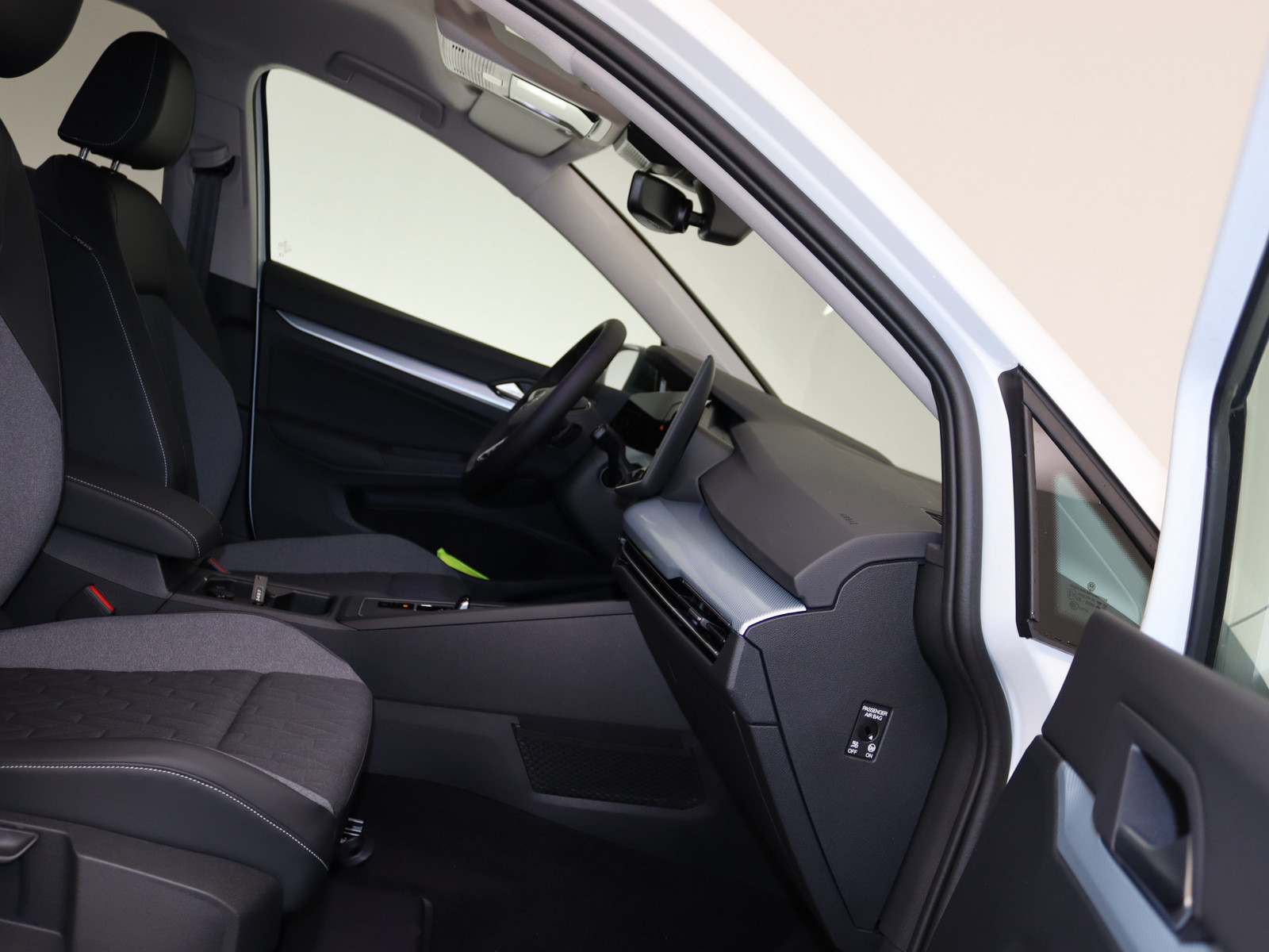VW Golf VIII 1.5 eTSI Energy VW Golf VIII 1.5 eTSI Energy