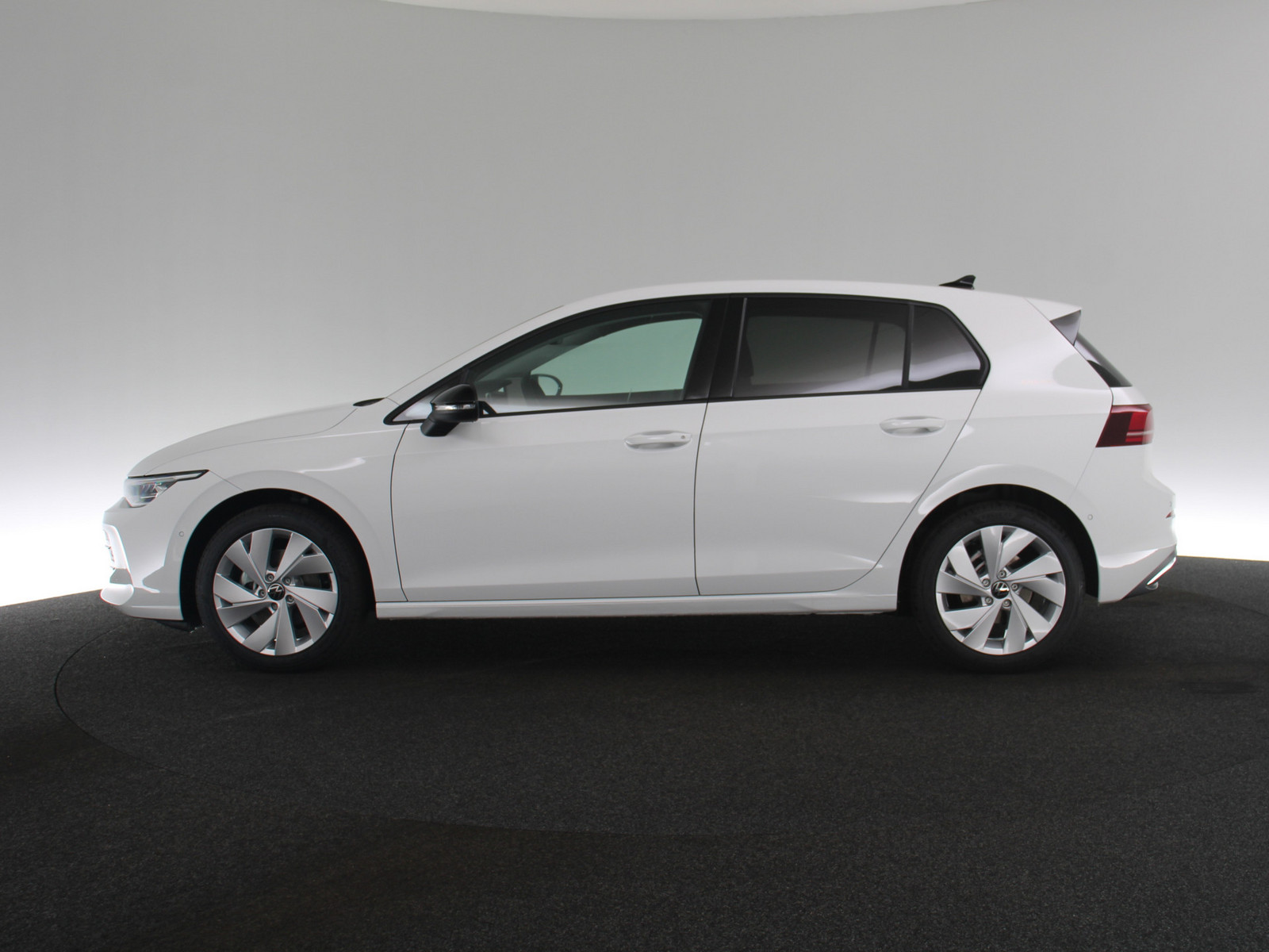 VW Golf VIII 1.5 eTSI Energy VW Golf VIII 1.5 eTSI Energy