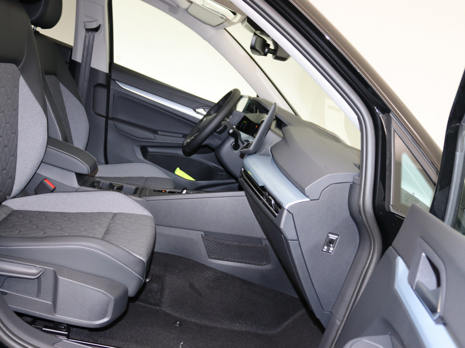 VW Golf VIII 2.0 TDI Energy VW Golf VIII 2.0 TDI Energy