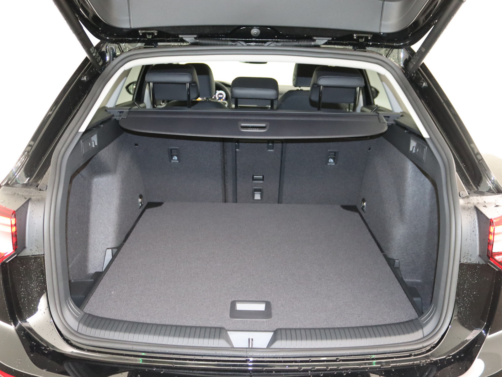 VW Golf VIII 2.0 TDI Energy VW Golf VIII 2.0 TDI Energy