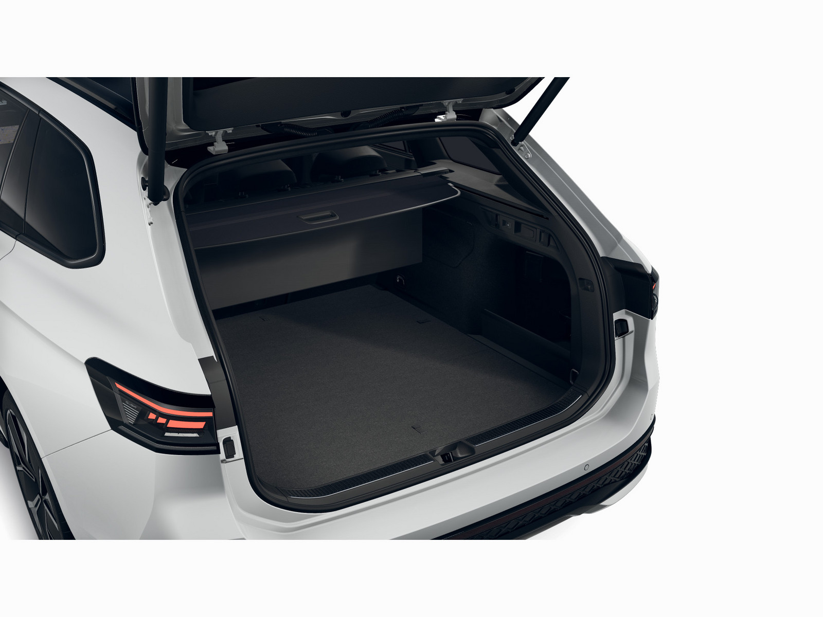 VW Passat 1.5 eHybrid R-Line VW Passat 1.5 eHybrid R-Line