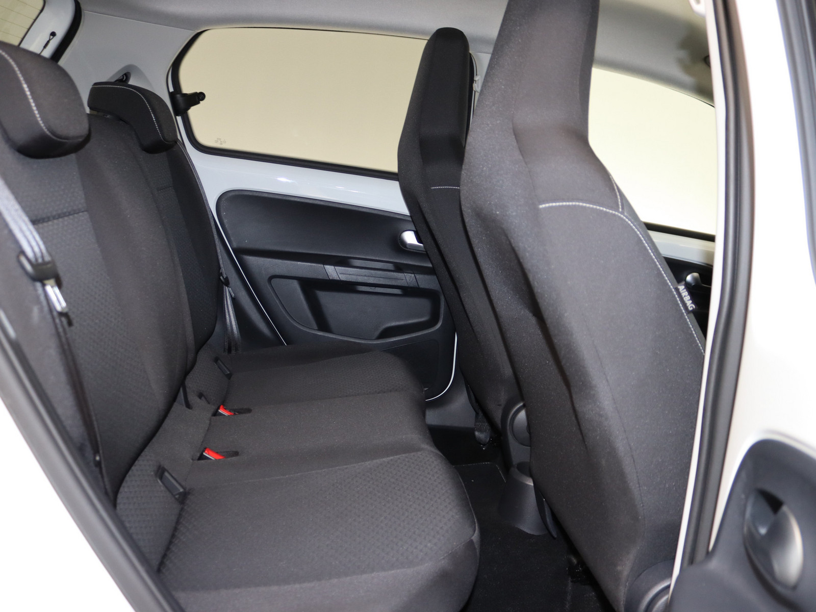 VW up! 1.0 Active VW up! 1.0 Active