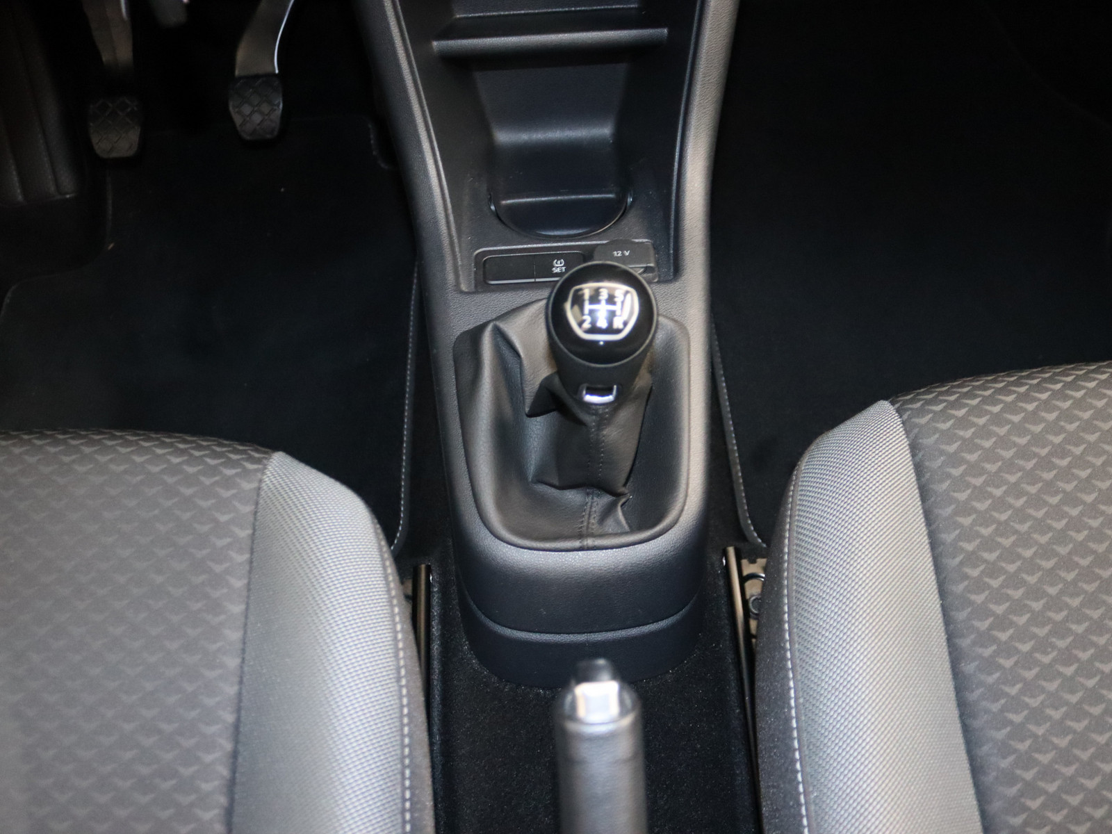 VW up! 1.0 Active VW up! 1.0 Active