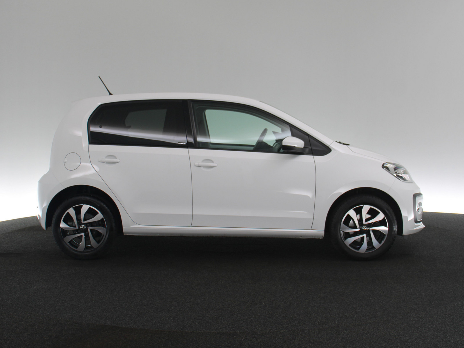 VW up! 1.0 Active VW up! 1.0 Active