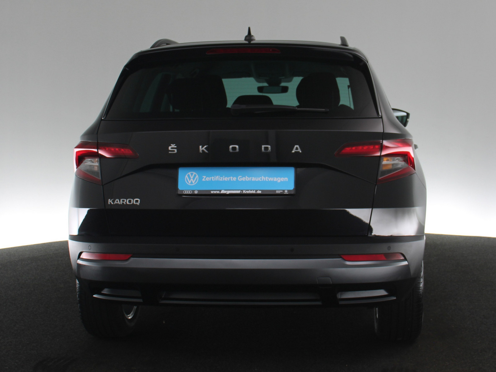 SKODA Karoq 1.0 TSI Ambition SKODA Karoq 1.0 TSI Ambition