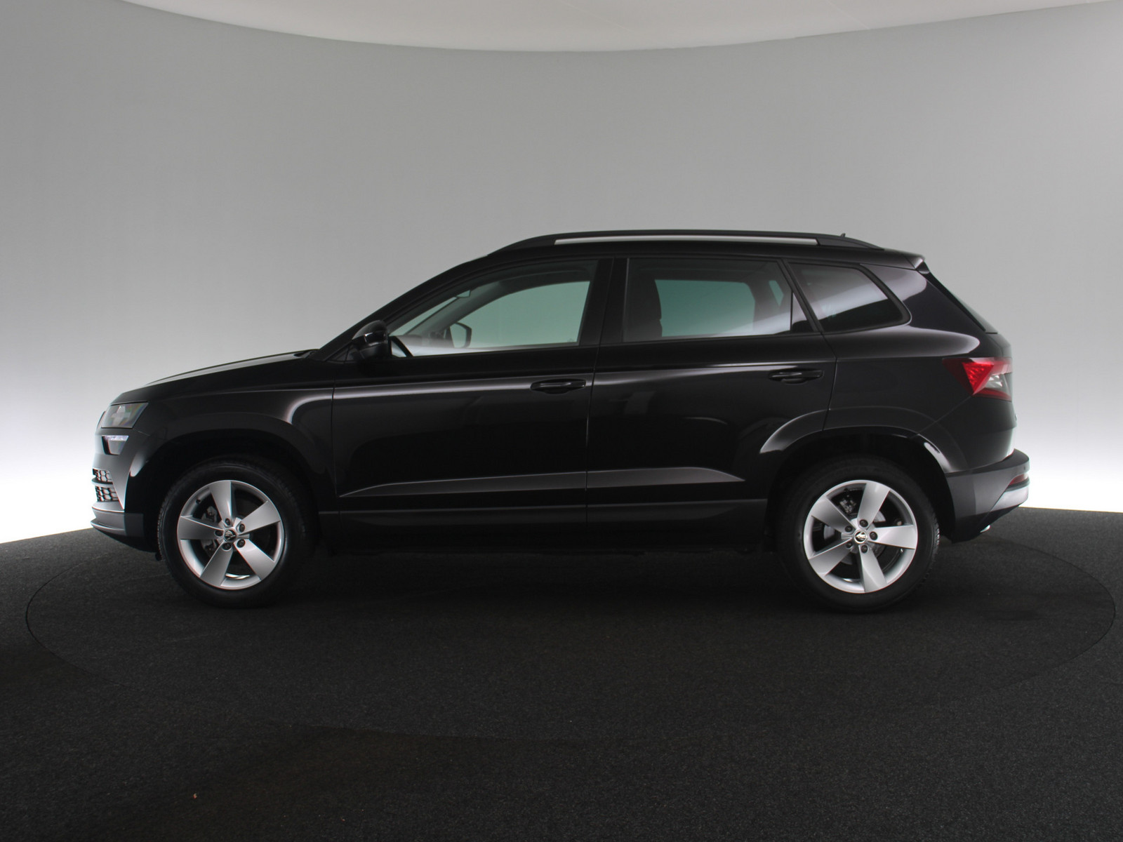 SKODA Karoq 1.0 TSI Ambition SKODA Karoq 1.0 TSI Ambition