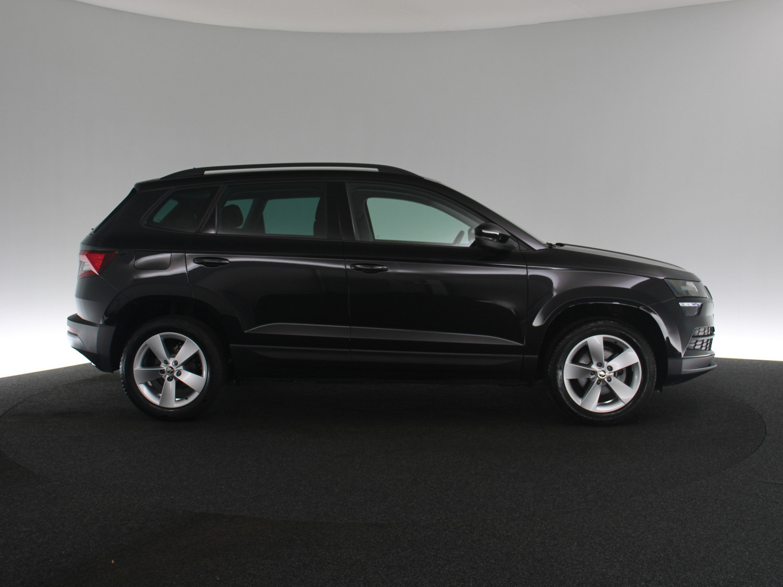 SKODA Karoq 1.0 TSI Ambition SKODA Karoq 1.0 TSI Ambition