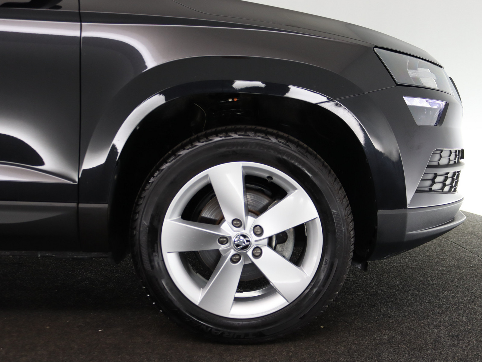 SKODA Karoq 1.0 TSI Ambition SKODA Karoq 1.0 TSI Ambition