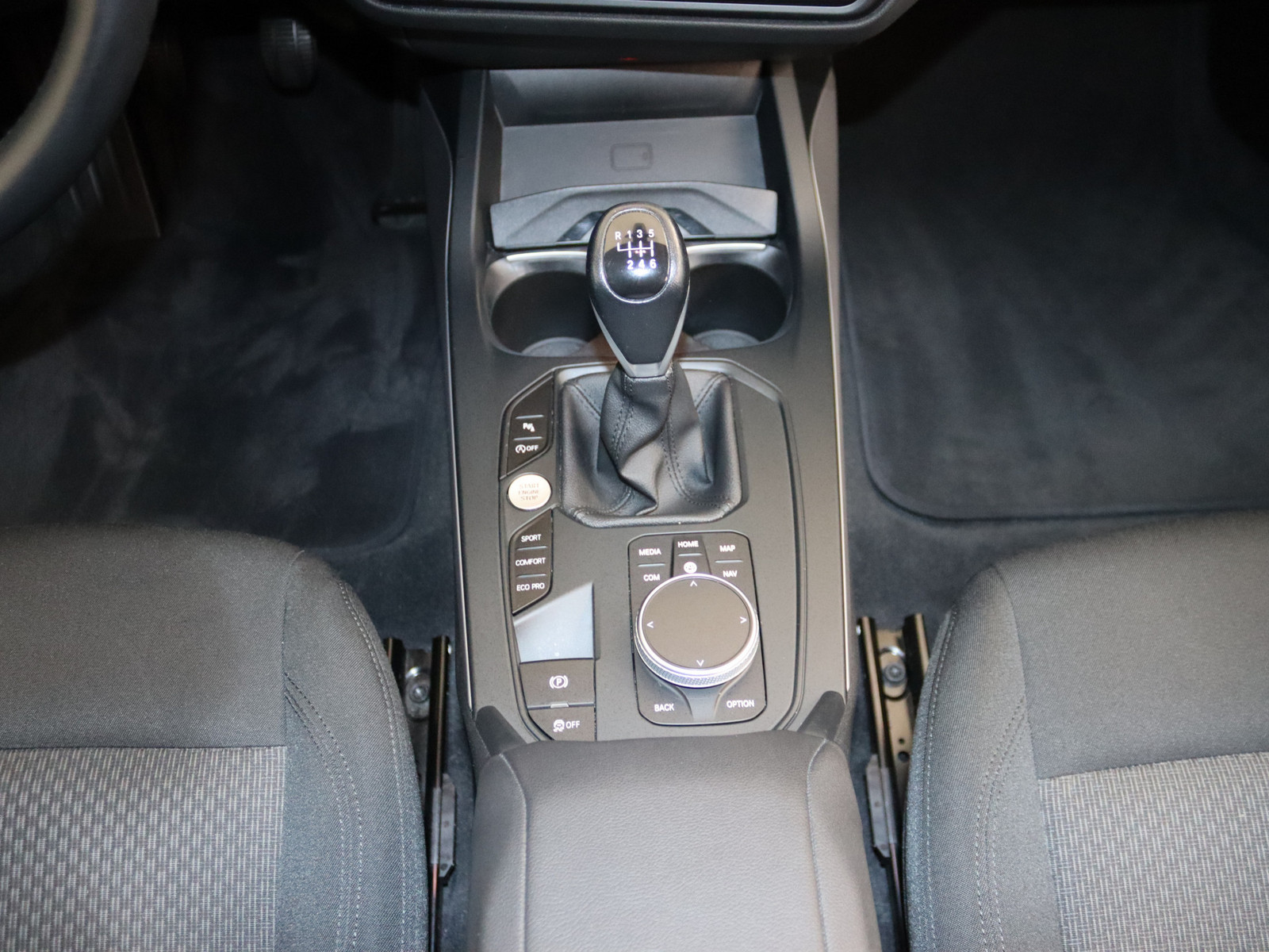 BMW 118 i Advantage BMW 118 i Advantage
