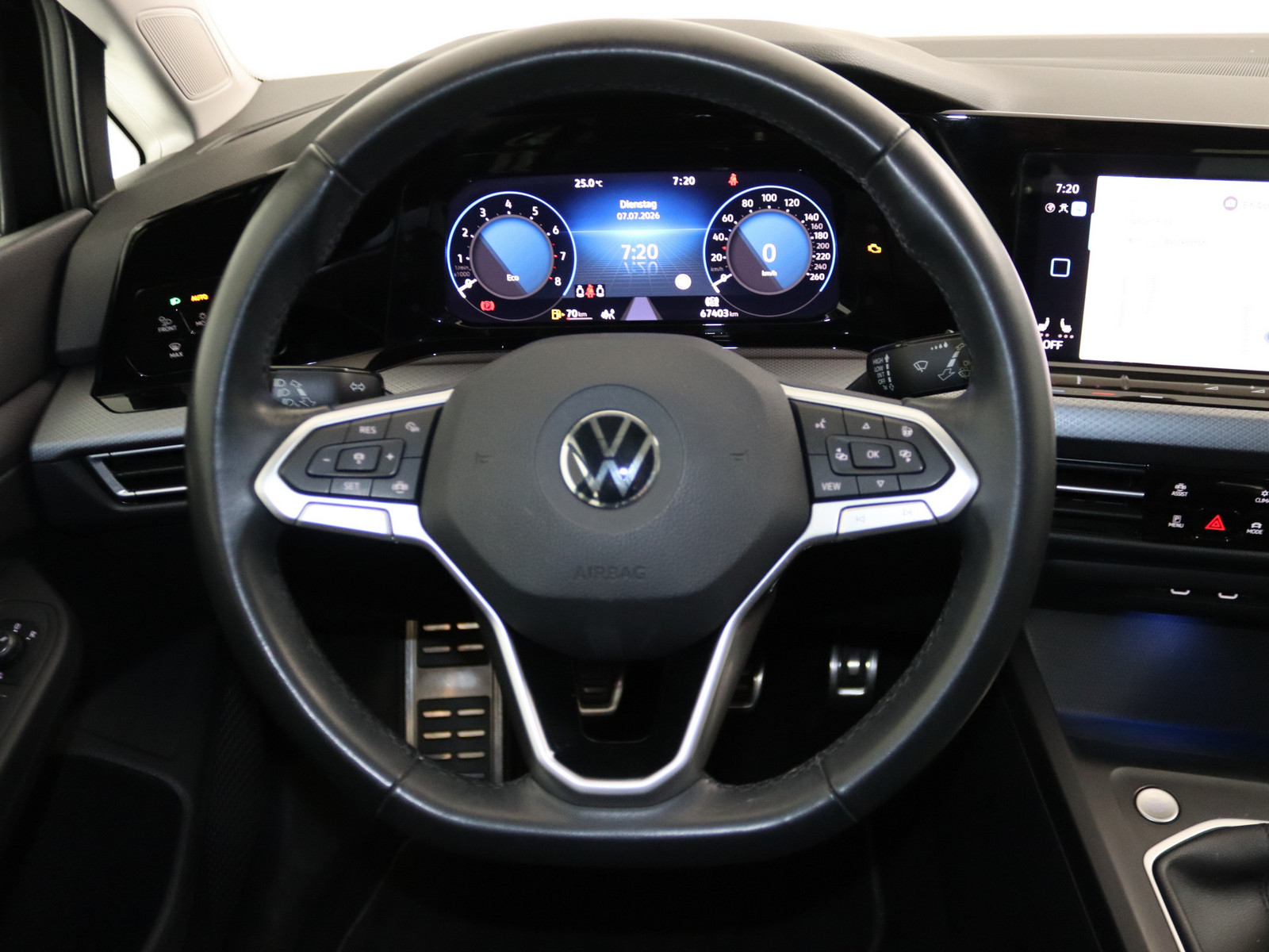 VW Golf VIII 1.5 TSI Active VW Golf VIII 1.5 TSI Active