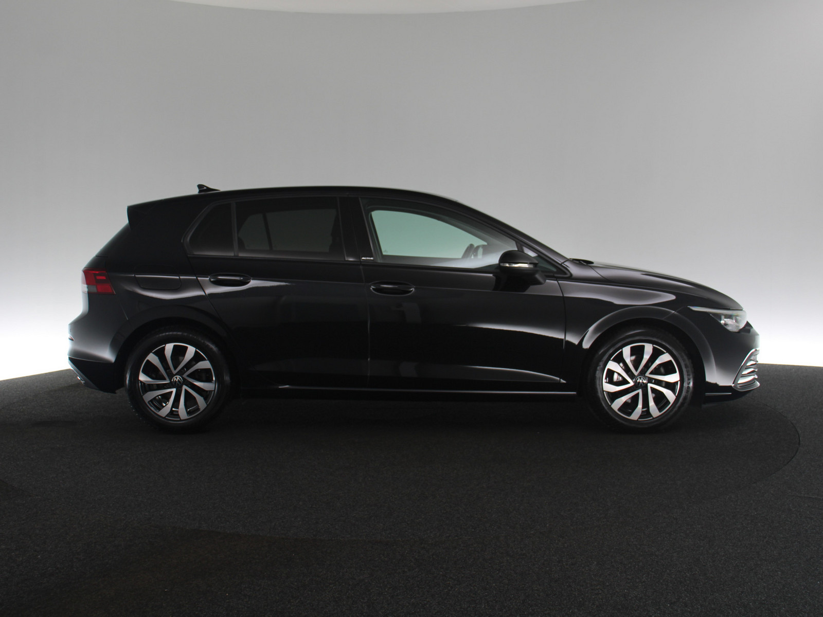 VW Golf VIII 1.5 TSI Active VW Golf VIII 1.5 TSI Active