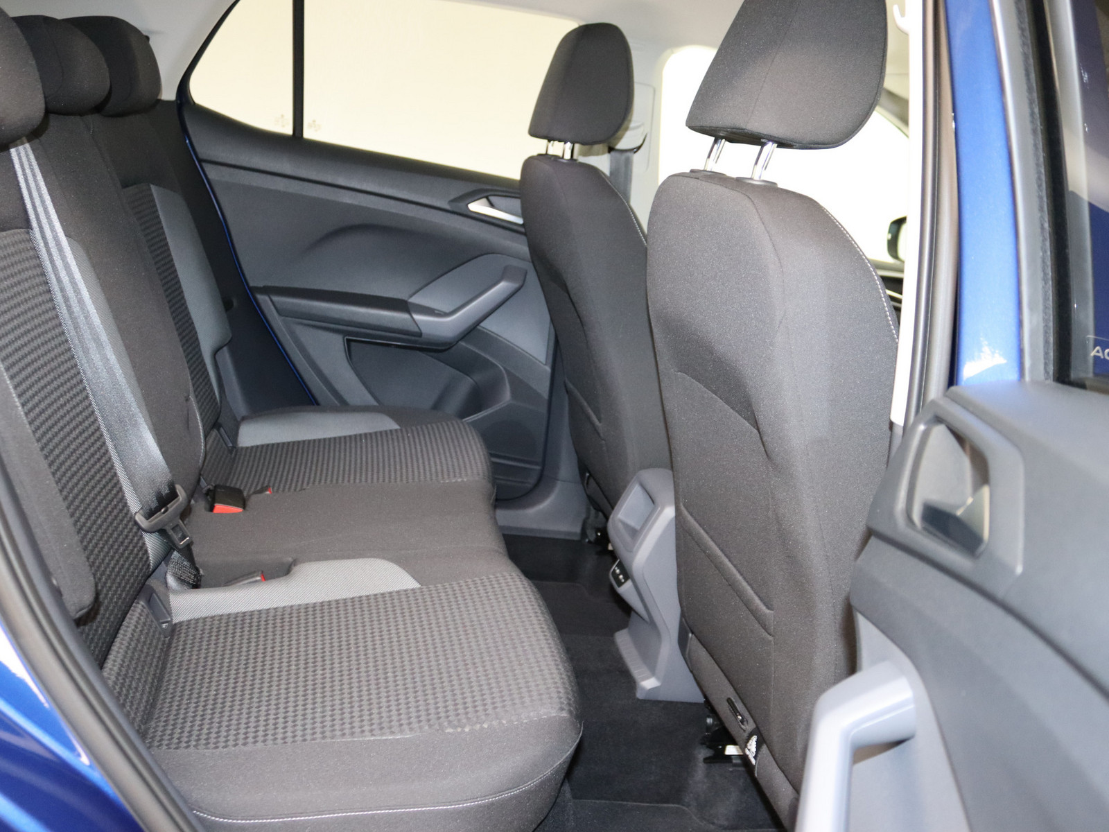 VW T-Cross 1.0 TSI Active VW T-Cross 1.0 TSI Active