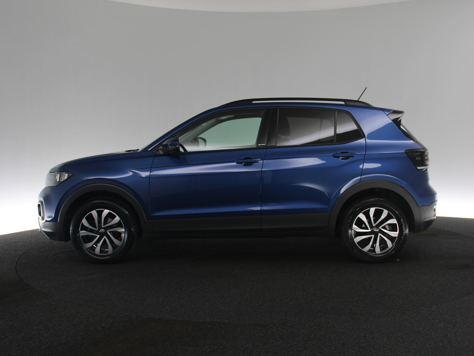 VW T-Cross 1.0 TSI Active VW T-Cross 1.0 TSI Active