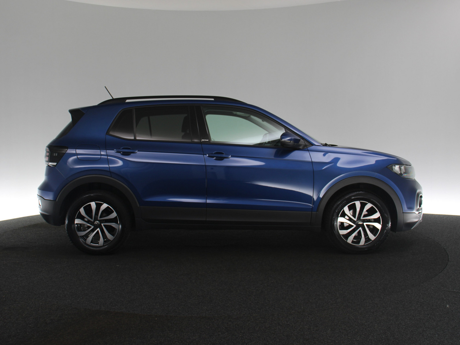 VW T-Cross 1.0 TSI Active VW T-Cross 1.0 TSI Active