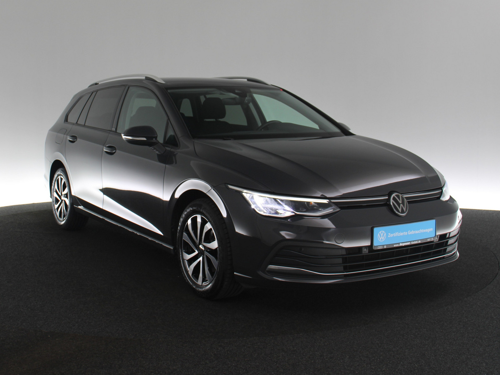 VW Golf VIII 1.5 eTSI Active VW Golf VIII 1.5 eTSI Active