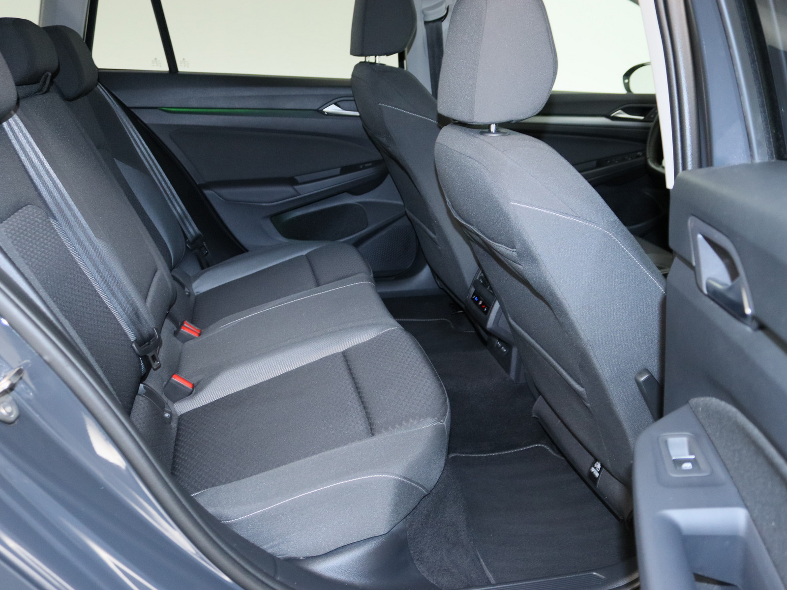 VW Golf VIII 1.5 eTSI Active VW Golf VIII 1.5 eTSI Active