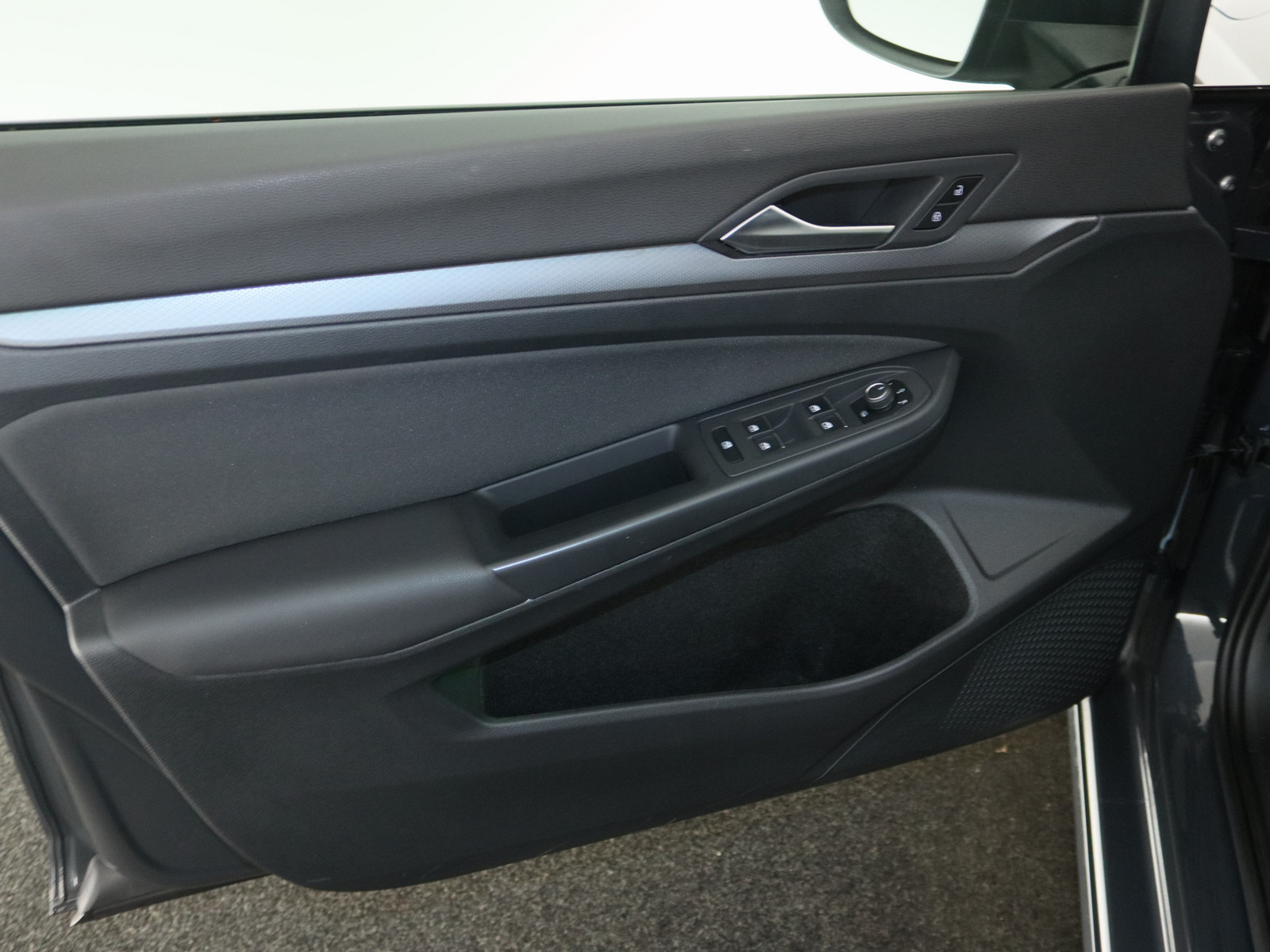 VW Golf VIII 1.5 eTSI Active VW Golf VIII 1.5 eTSI Active