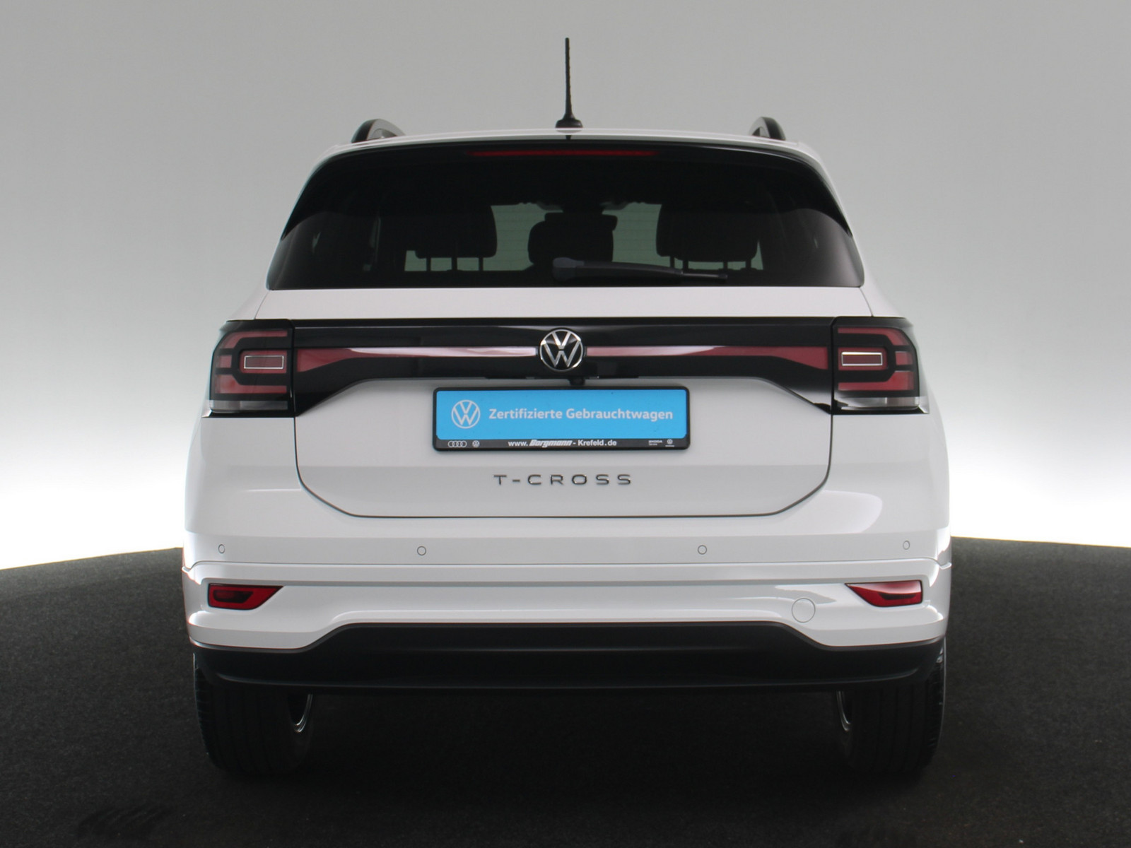 VW T-Cross 1.0 TSI R-Line VW T-Cross 1.0 TSI R-Line
