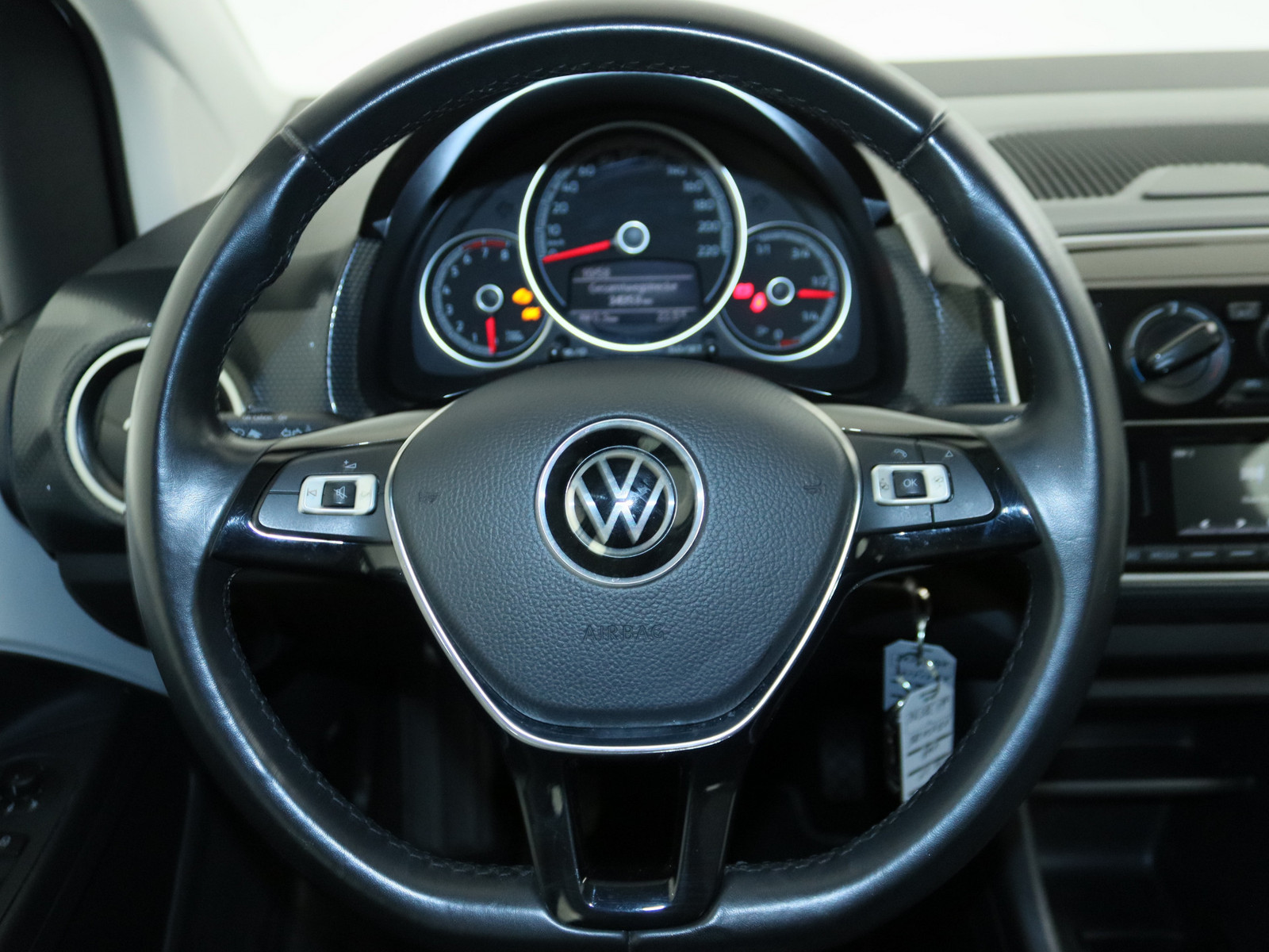 VW up! 1.0 VW up! 1.0