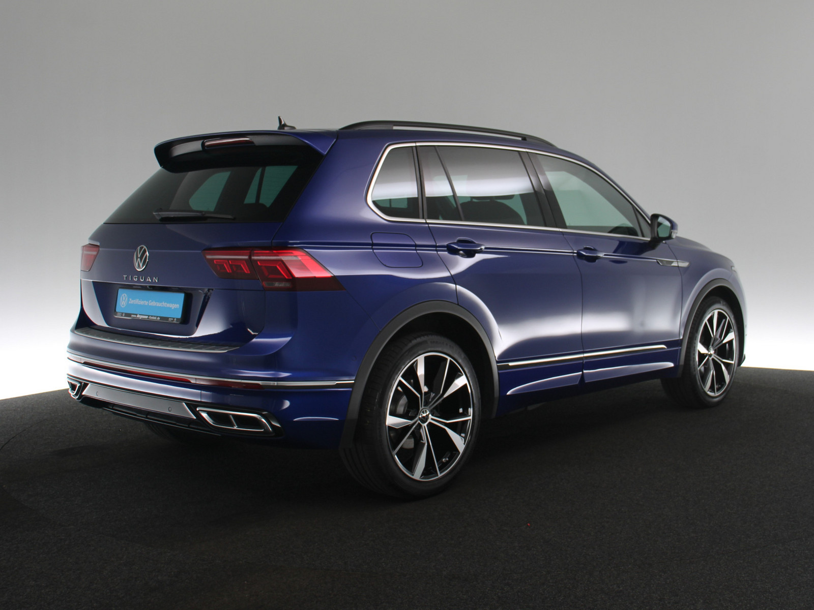 VW Tiguan 2.0 TDI R-Line VW Tiguan 2.0 TDI R-Line