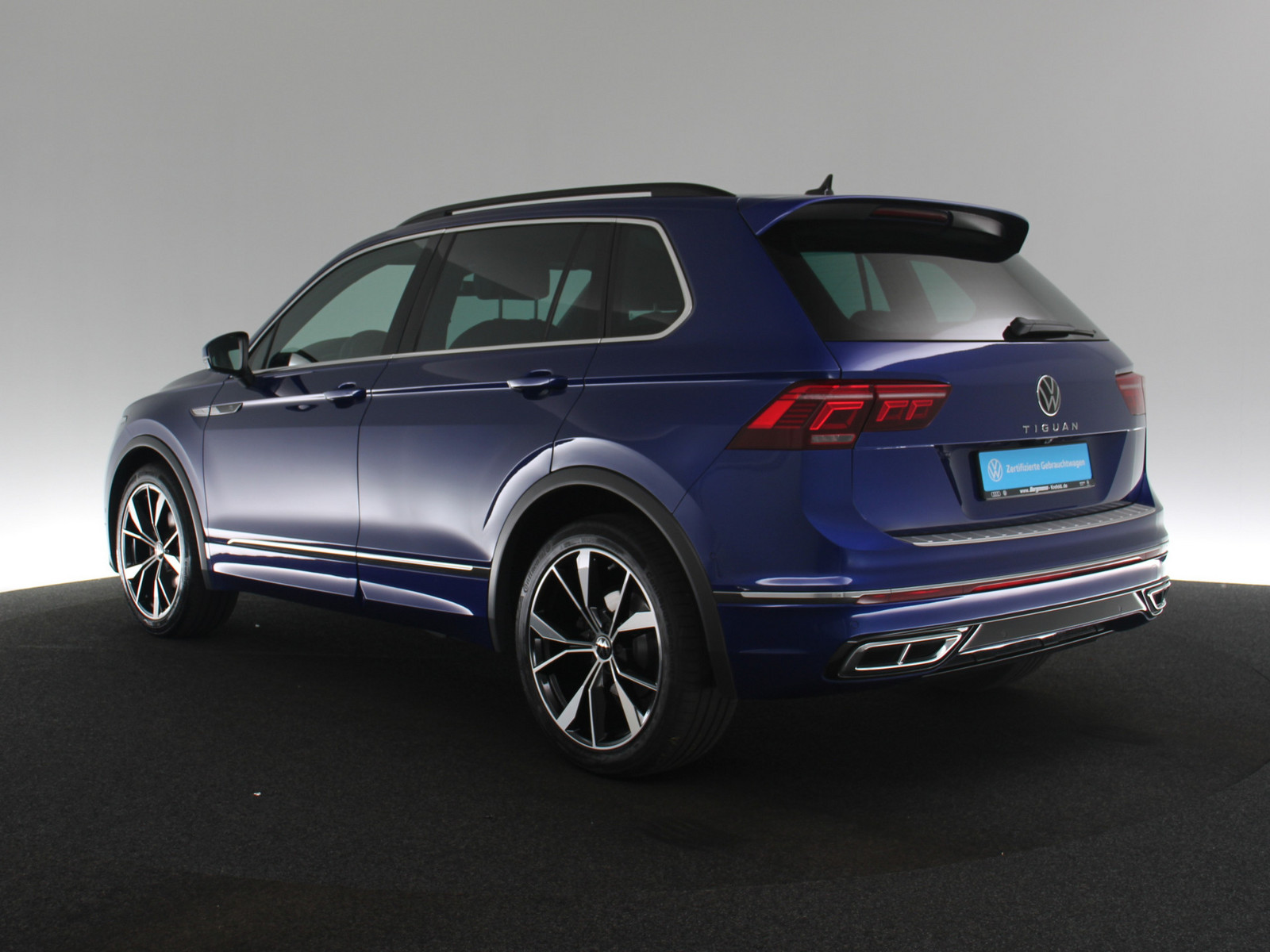 VW Tiguan 2.0 TDI R-Line VW Tiguan 2.0 TDI R-Line