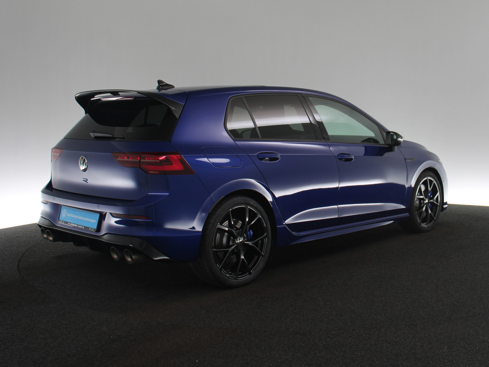VW Golf VIII R Performance 20 Years VW Golf VIII R Performance 20 Years