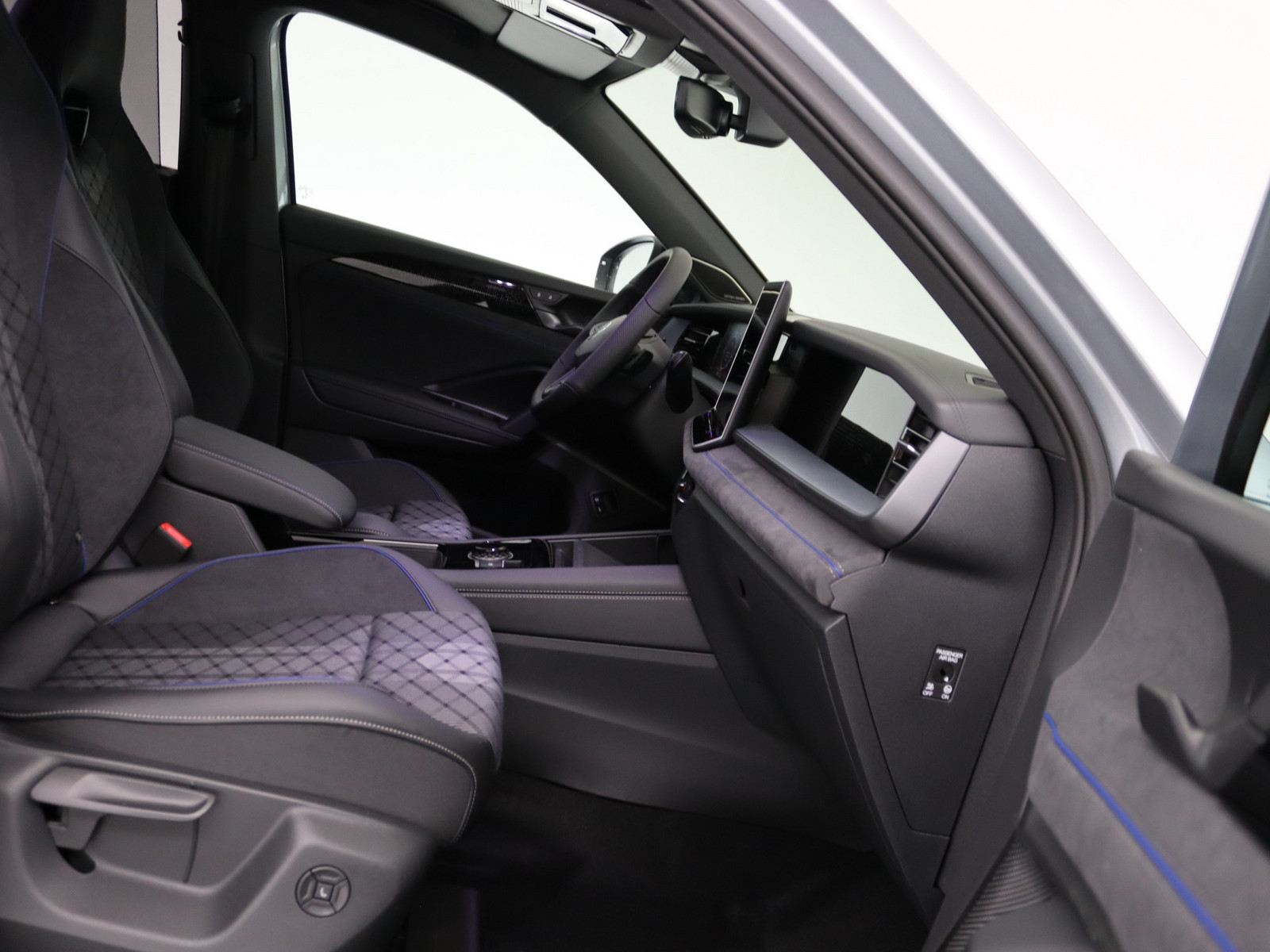 VW Tayron 1.5 TSI eHybrid R-Line VW Tayron 1.5 TSI eHybrid R-Line