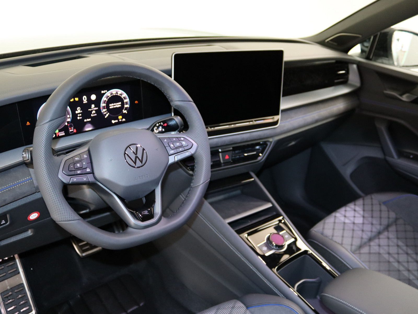 VW Tayron 1.5 TSI eHybrid R-Line VW Tayron 1.5 TSI eHybrid R-Line