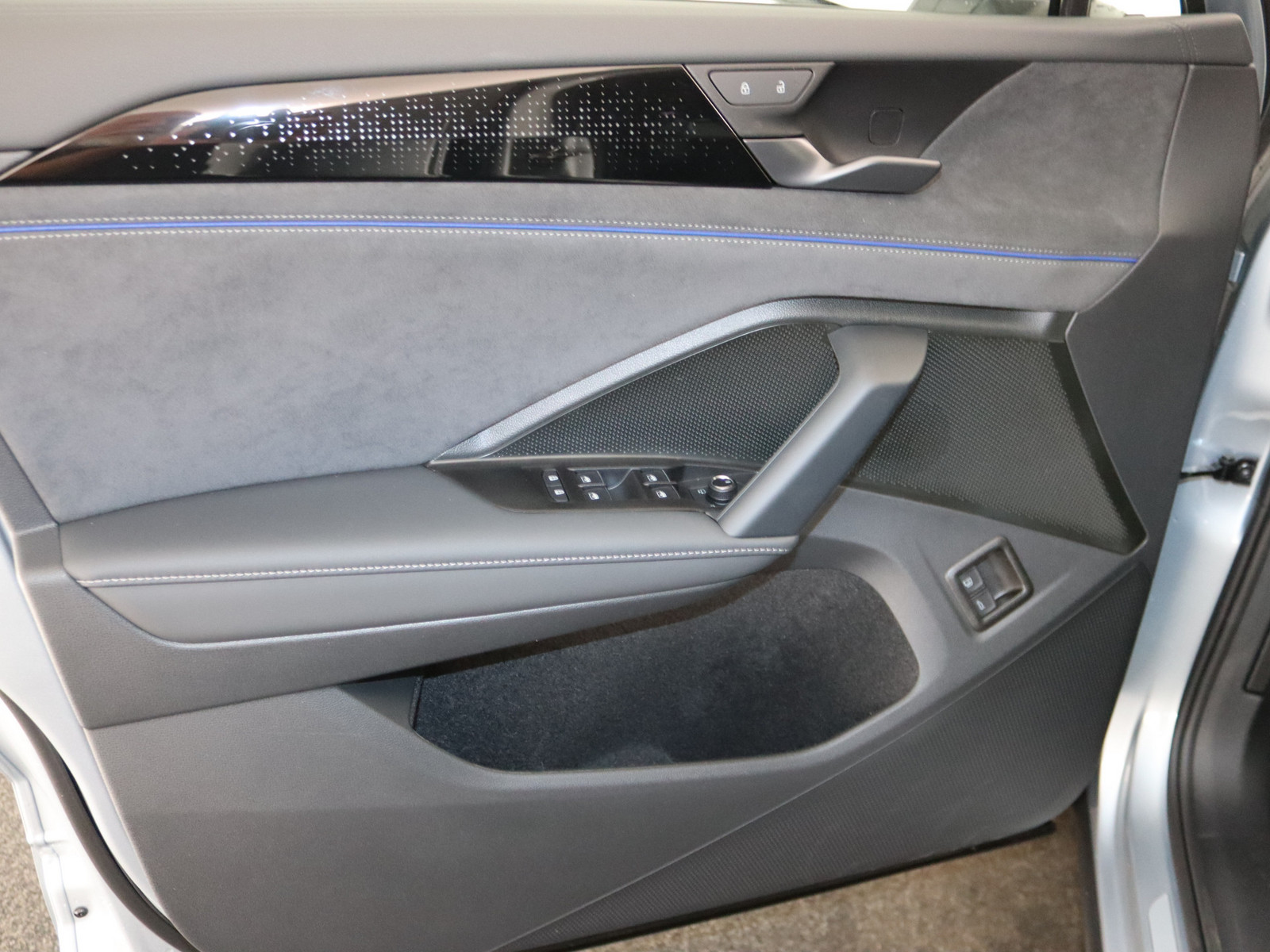 VW Tayron 1.5 TSI eHybrid R-Line VW Tayron 1.5 TSI eHybrid R-Line