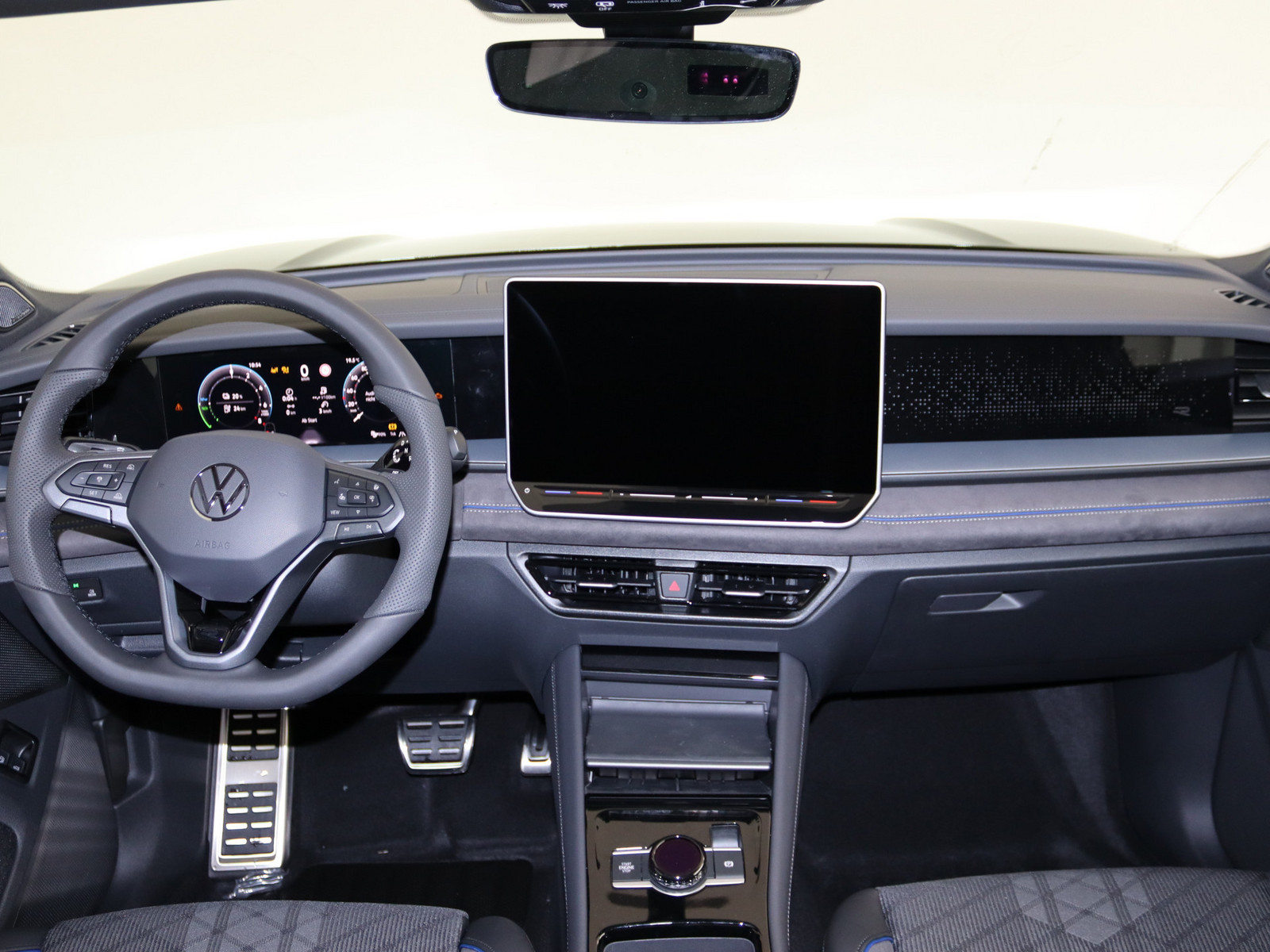 VW Tayron 1.5 TSI eHybrid R-Line VW Tayron 1.5 TSI eHybrid R-Line