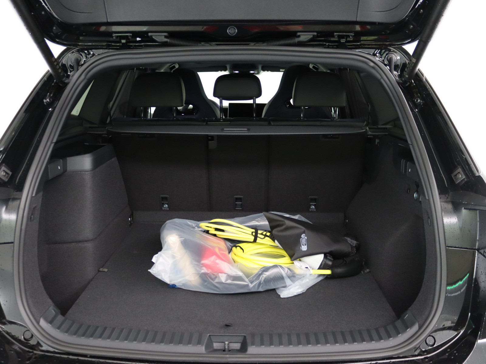 VW Tayron 1.5 TSI eHybrid R-Line VW Tayron 1.5 TSI eHybrid R-Line
