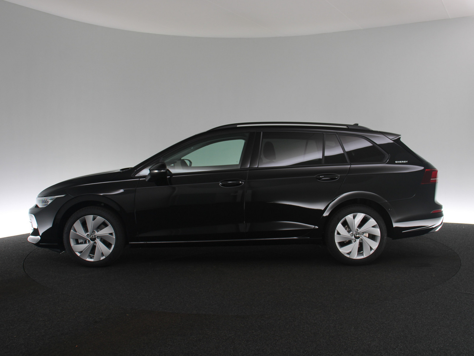 VW Golf VIII 2.0 TDI Energy VW Golf VIII 2.0 TDI Energy