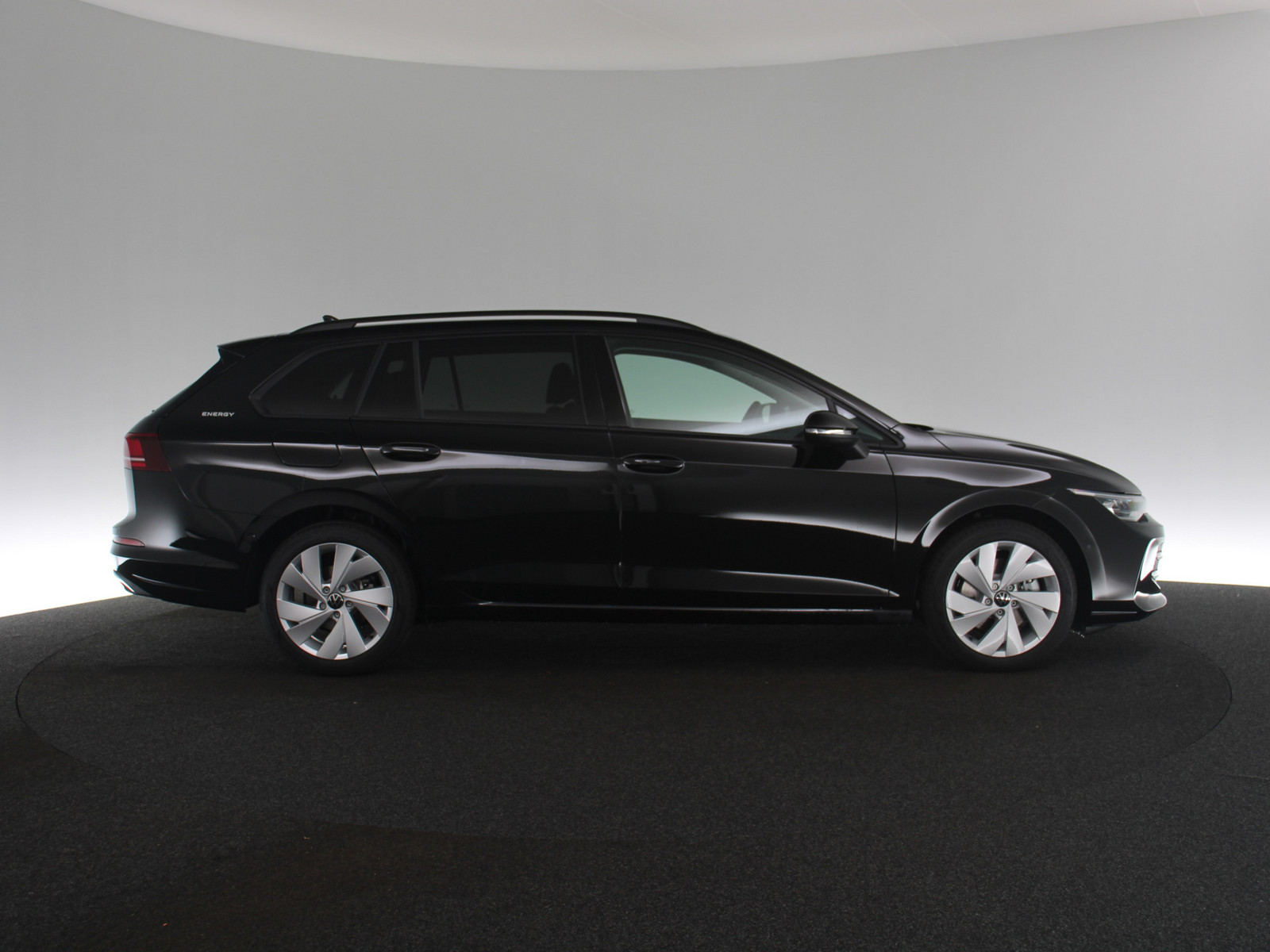 VW Golf VIII 2.0 TDI Energy VW Golf VIII 2.0 TDI Energy