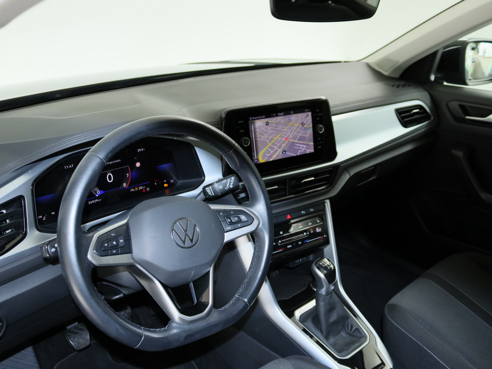 VW T-Roc 1.0 TSI Life VW T-Roc 1.0 TSI Life