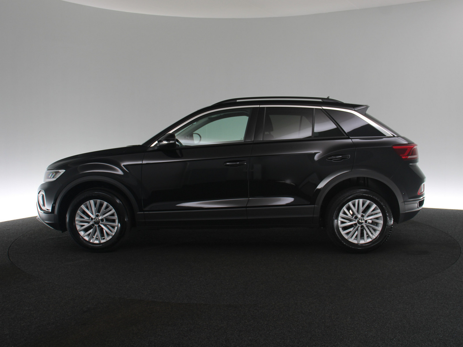 VW T-Roc 1.0 TSI Life VW T-Roc 1.0 TSI Life