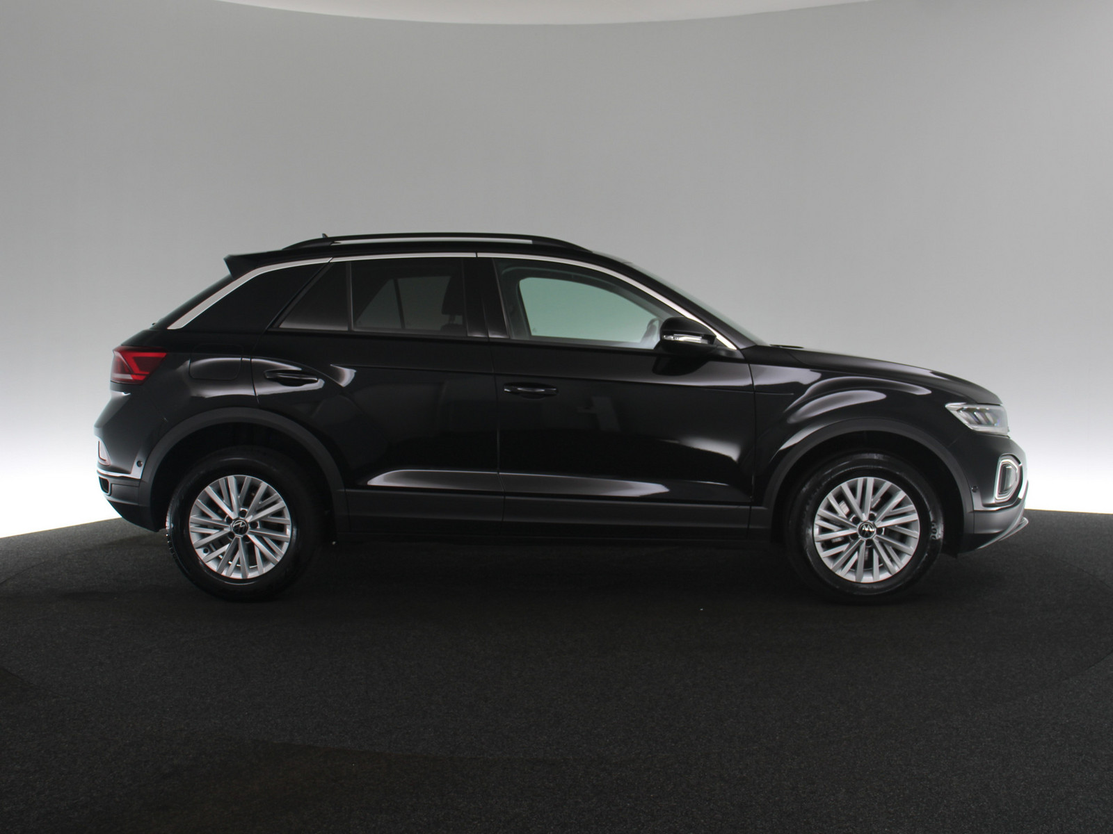 VW T-Roc 1.0 TSI Life VW T-Roc 1.0 TSI Life