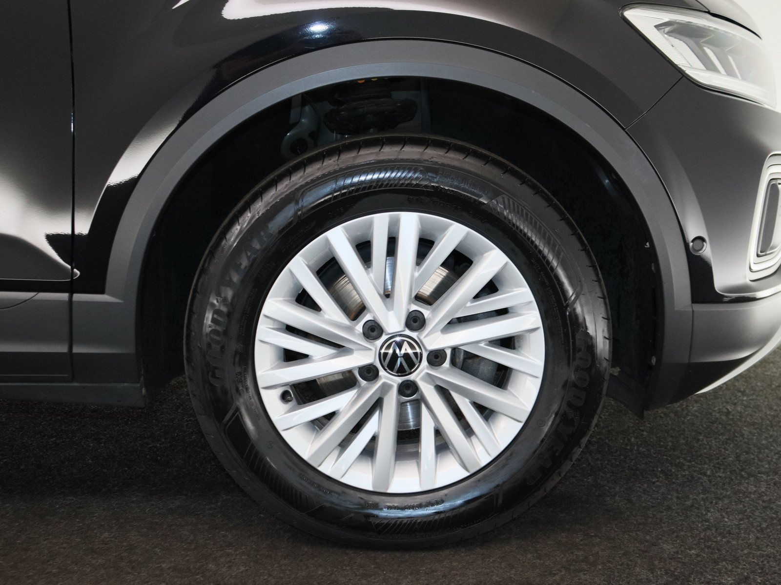 VW T-Roc 1.0 TSI Life VW T-Roc 1.0 TSI Life