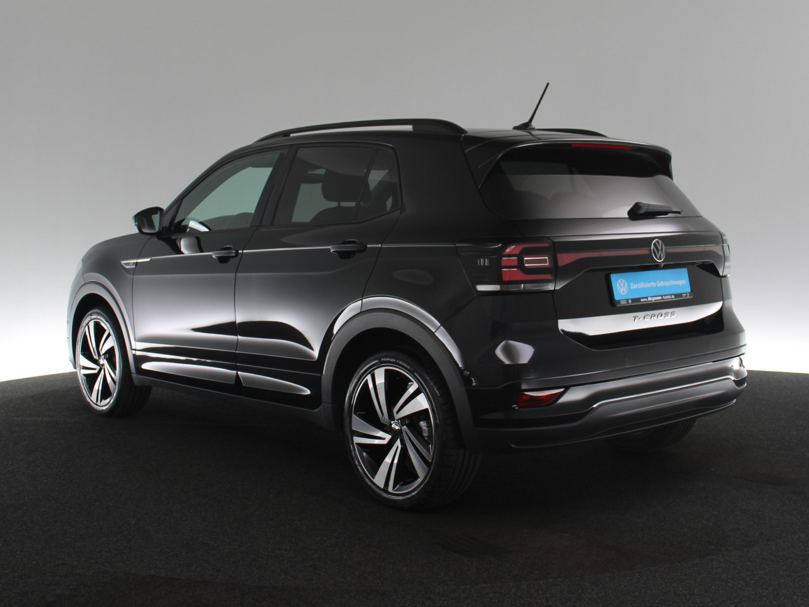 VW T-Cross 1.0 TSI R-Line VW T-Cross 1.0 TSI R-Line