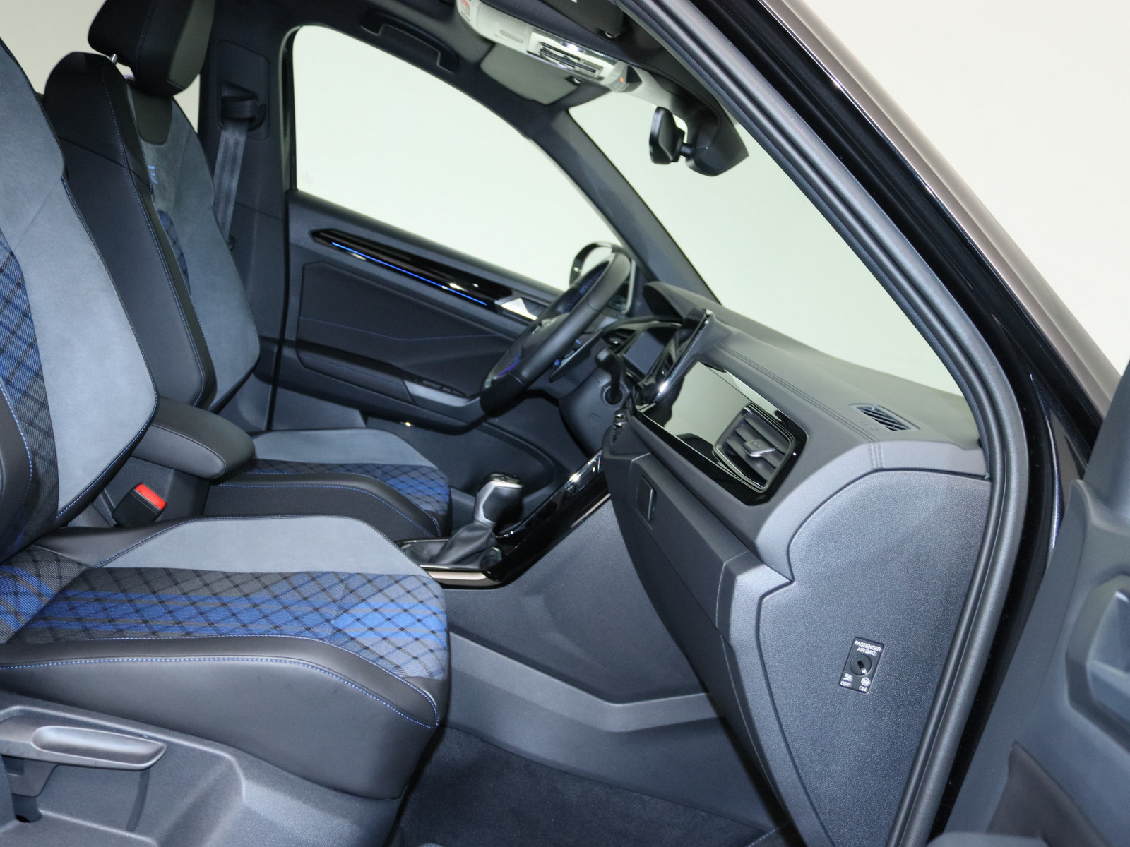 VW T-Roc 2.0 TSI R 4Motion VW T-Roc 2.0 TSI R 4Motion