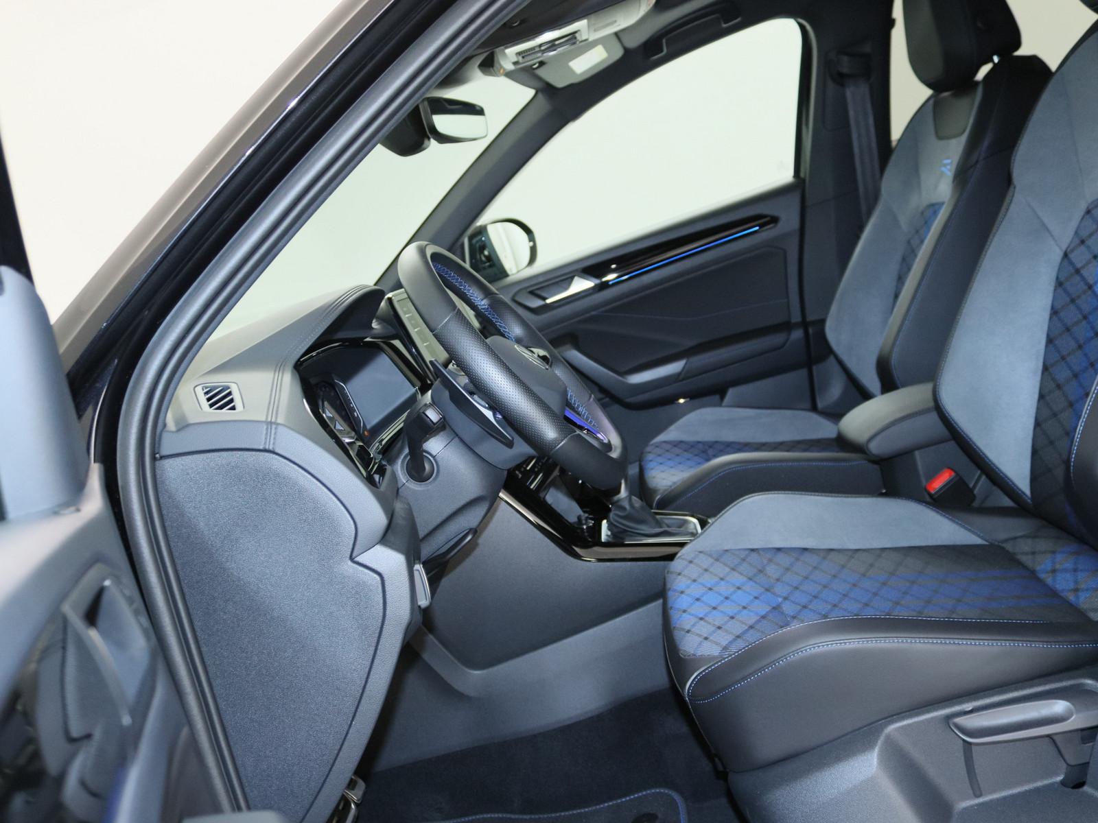 VW T-Roc 2.0 TSI R 4Motion VW T-Roc 2.0 TSI R 4Motion