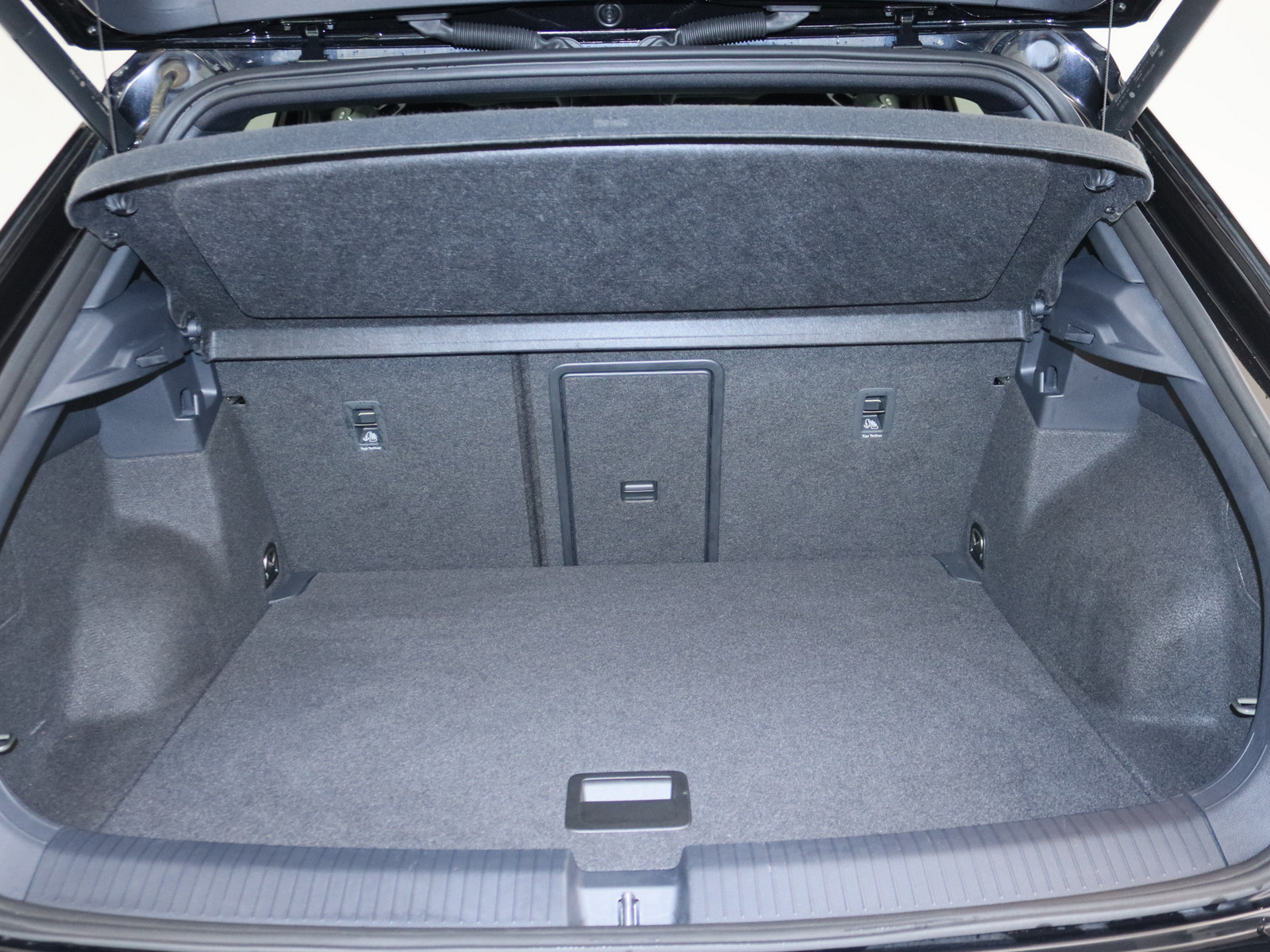 VW T-Roc 1.5 TSI R-Line VW T-Roc 1.5 TSI R-Line
