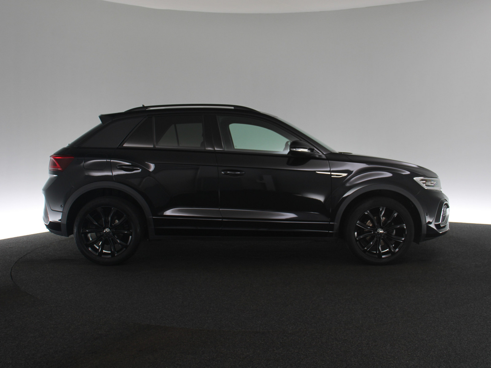 VW T-Roc 1.5 TSI R-Line VW T-Roc 1.5 TSI R-Line