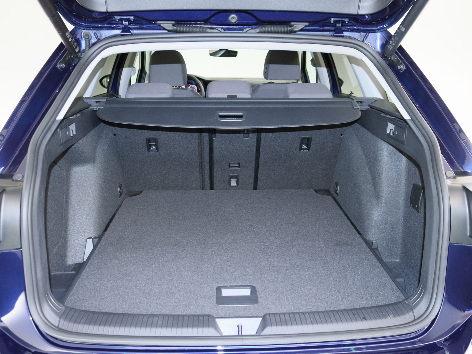VW Golf VIII Alltrack 2.0 TDI 4Motion VW Golf VIII Alltrack 2.0 TDI 4Motion