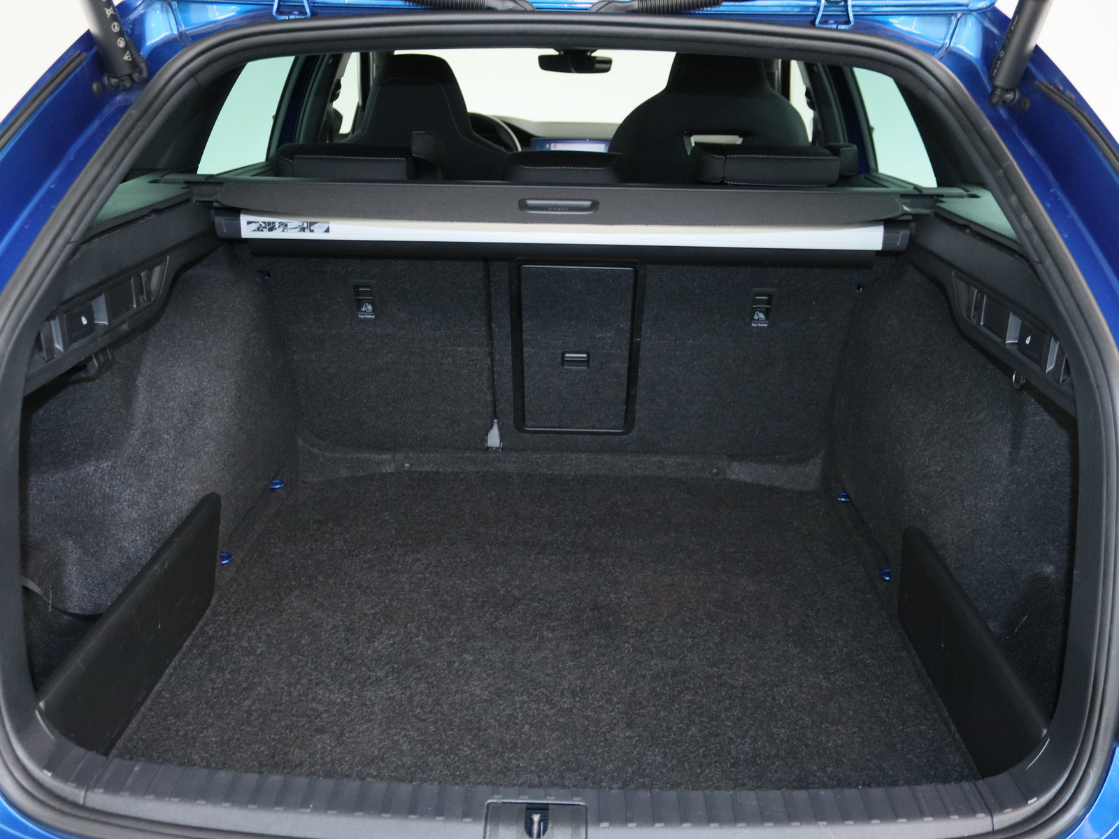 SKODA Octavia Combi 2.0 TDI DPF Sportline SKODA Octavia Combi 2.0 TDI DPF Sportline