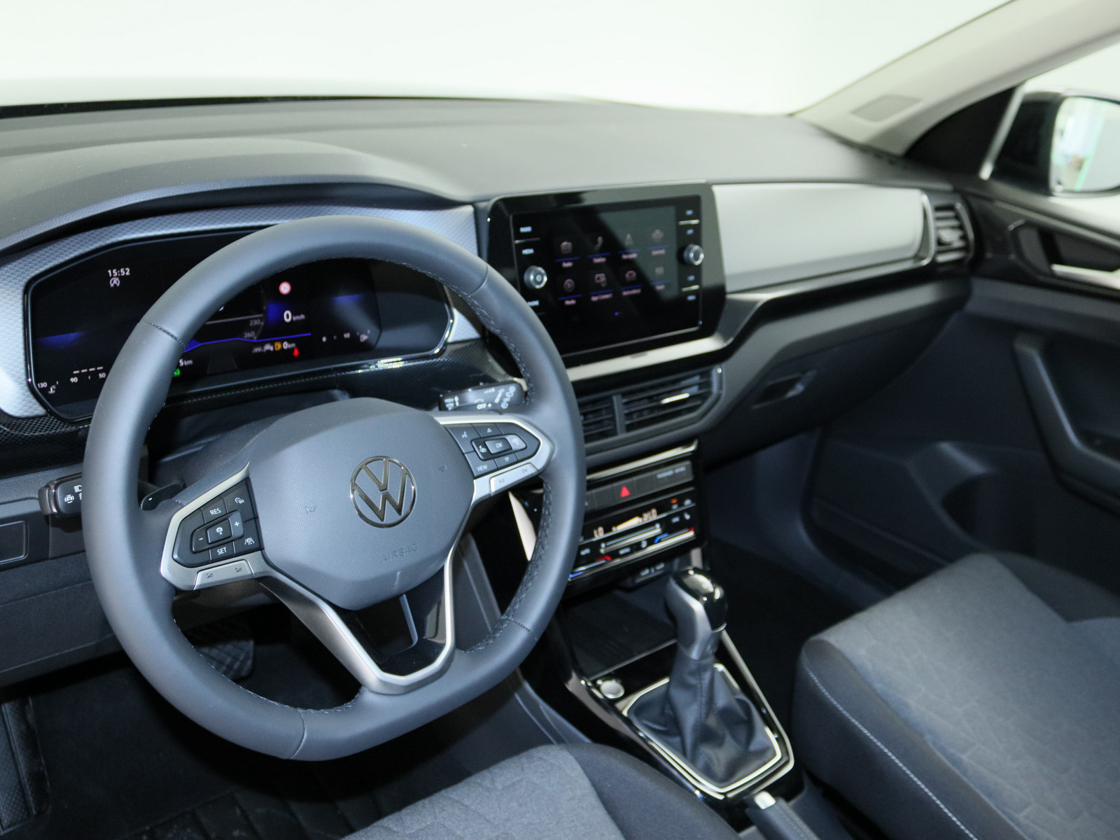 VW T-Cross 1.0 TSI Life VW T-Cross 1.0 TSI Life