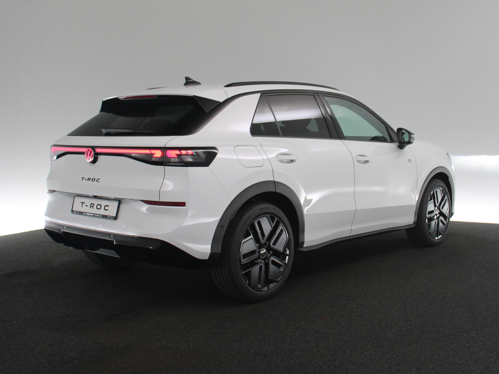 VW T-Roc 1.5 eTSI R-Line VW T-Roc 1.5 eTSI R-Line