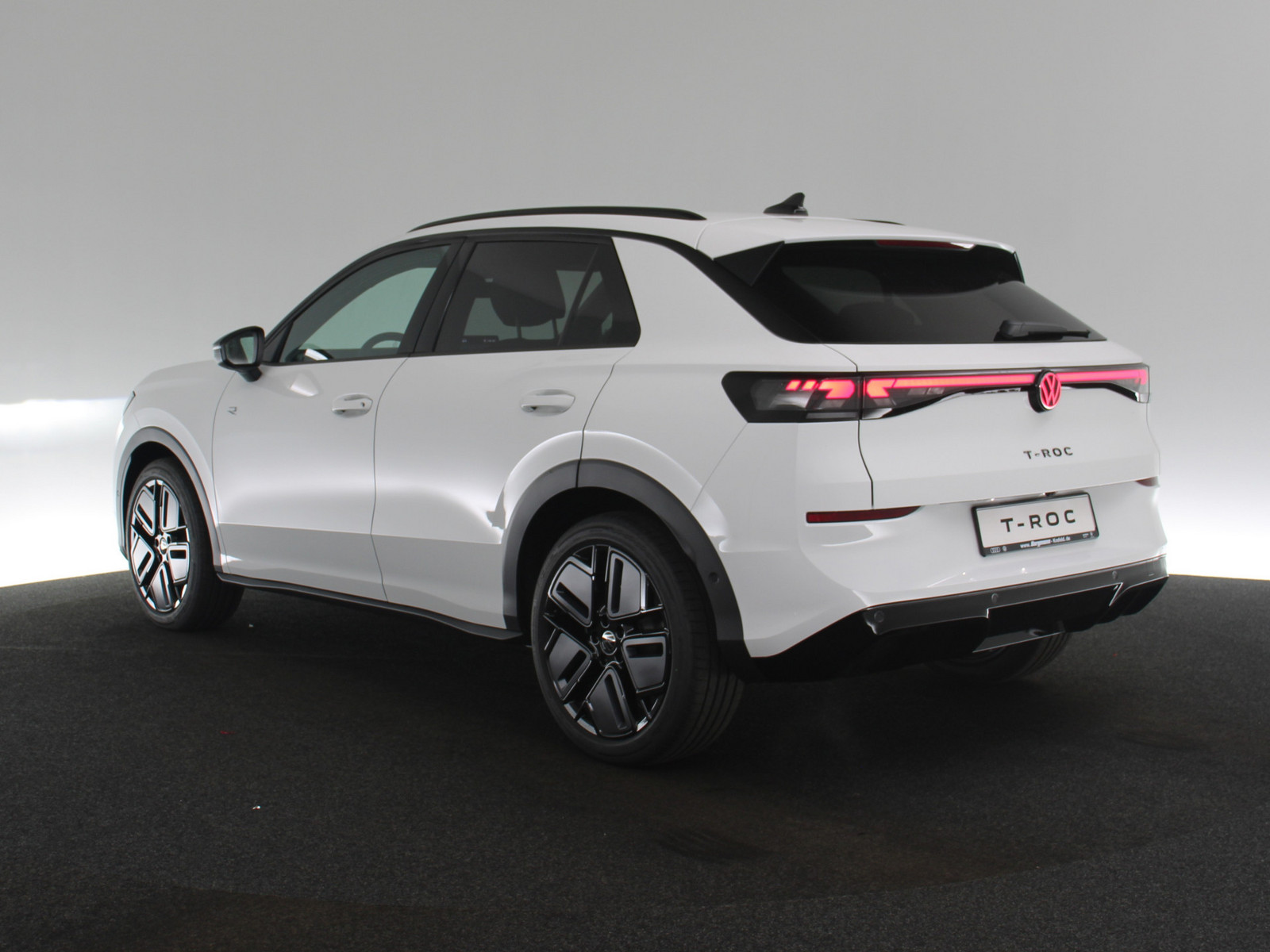 VW T-Roc 1.5 eTSI R-Line VW T-Roc 1.5 eTSI R-Line