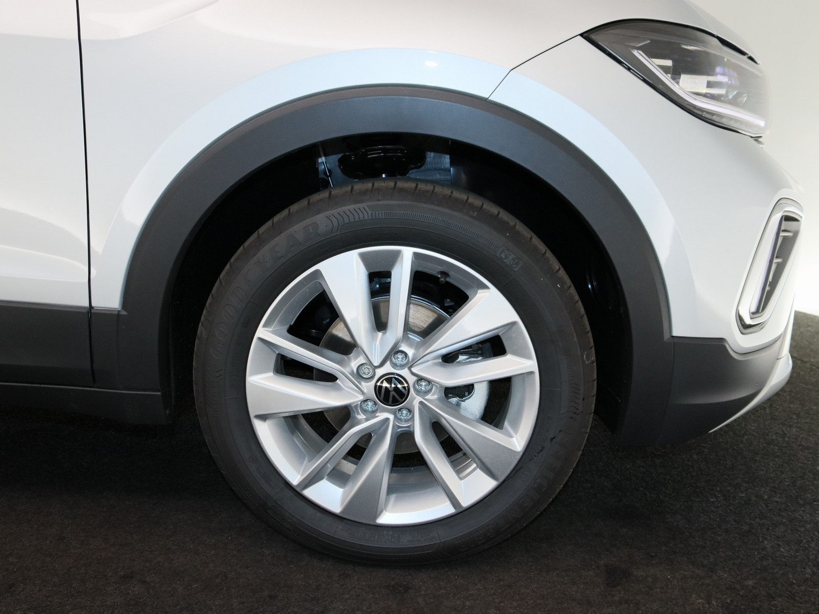 VW T-Cross 1.0 TSI Life VW T-Cross 1.0 TSI Life